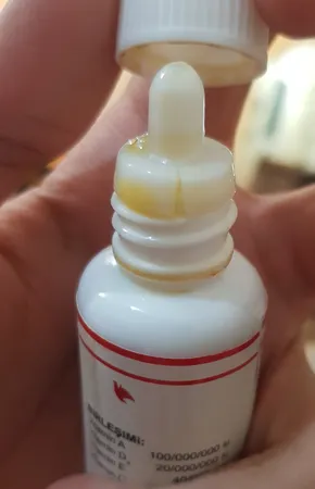 قطره ویتامین پرندگان زوریچ مدل AD3E حجم 30 میلی لیتر