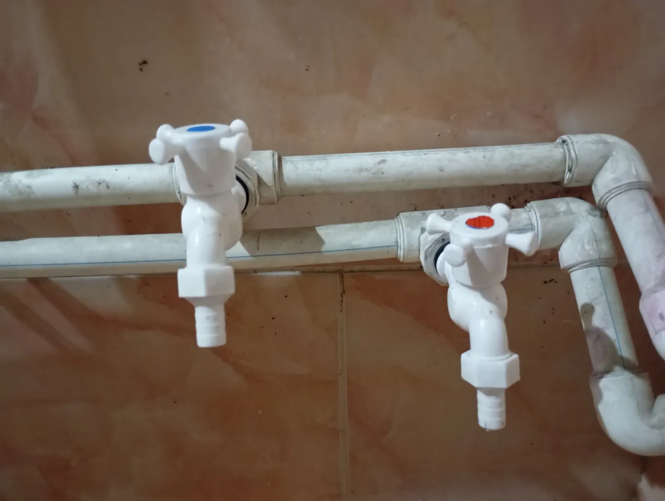 شیر حیاطی کارخانه تولیدی صنعتی ابتکار مدل پلاستیکی 1/2