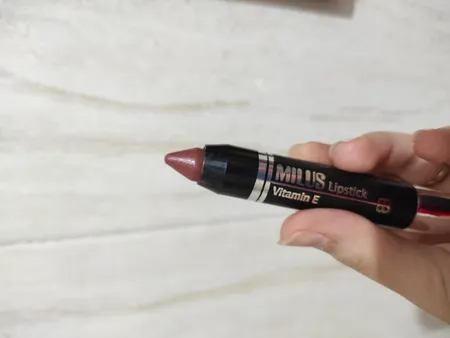 رژ لب مدادی میلوس شماره 24