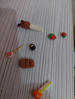 خمیر و ابزار مجسمه سازی مجسمه سازی کد‌ 007 بسته 12 عددی به همراه ابزار