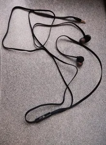 تجریه خرید هندزفری کی تی مدل MONSTER