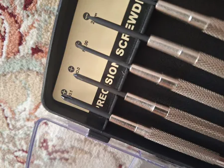 مجموعه 6 عددی پیچ گوشتی ساعتی جی تک تول مدل PE-M 052200