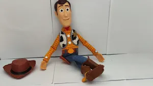 تجریه خرید عروسک دیزنی طرح وودی مدل Woody Talking ارتفاع 38 سانتی متر