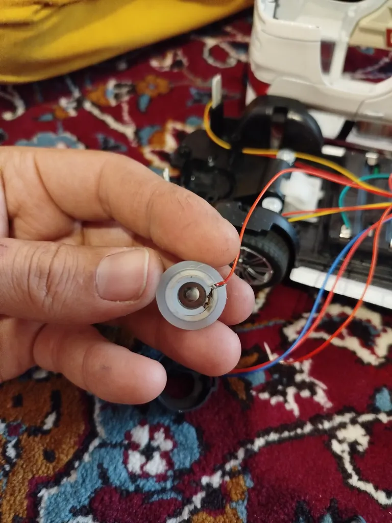 ماشین بازی چه ژی مدل فلزی 6 درب بازشو تویوتا دودزا