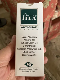 کرم ترک دست و پا دکتر ژیلا مدل anti chap حجم 50 میلی لیتر