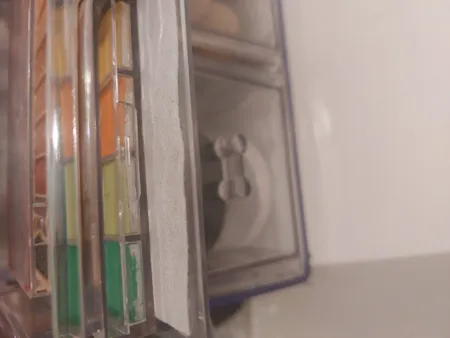 استند لوازم آرایشی مدل 06