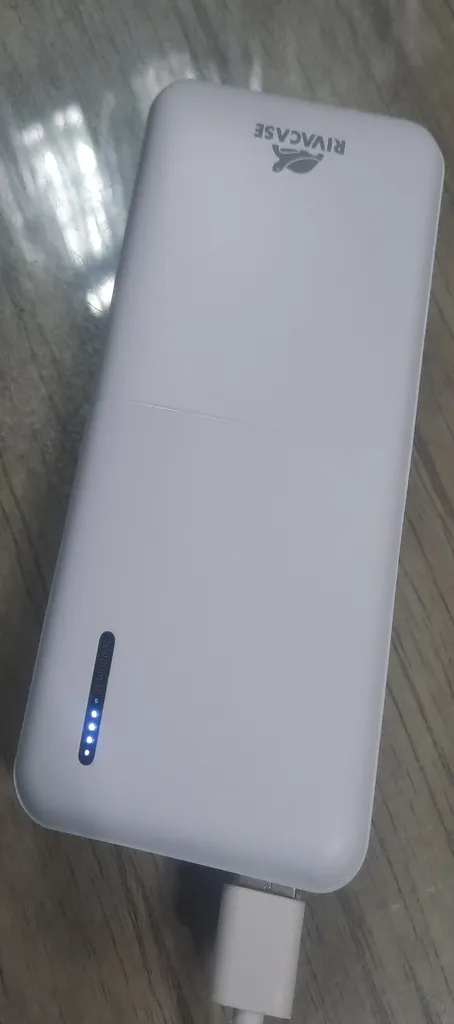 پاوربانک ریوا کیس مدل 2571 ظرفیت 20000 میلی آمپر ساعت