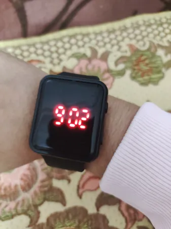 ساعت مچی دیجیتال مدل LE1122 - ME