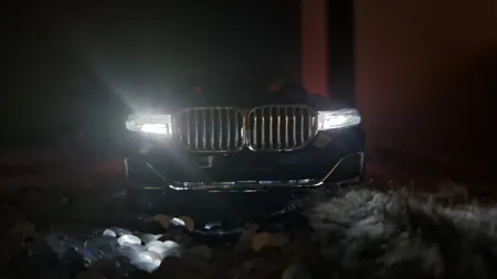 ماشین بازی مدل  BMW 760