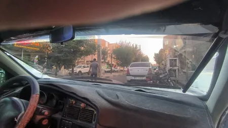 آفتابگیر رولی شیشه جلو خودرو مدل R45