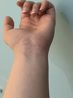 اسپری ضدآفتاب وکالی مدل 90، حجم 230 میلی‌لیتر