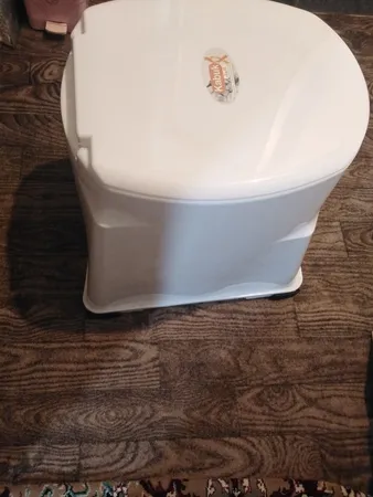 توالت فرنگی تیتان مدل 09