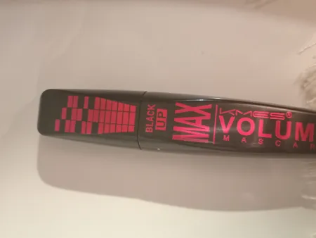 ریمل حجم دهنده مکس مدل ولوم