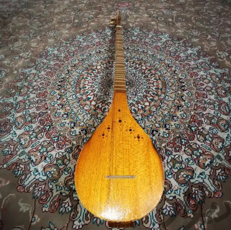 سه تار مکتب مدل 001