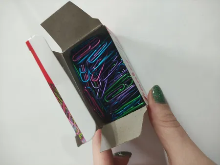 گیره کاغذ پنتر مدل متالیک سایز 28 میلی متر