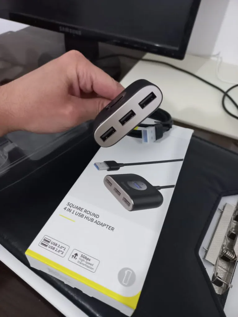 هاب 4 پورت USB 2.0 باسیوس مدل CAHUB-AY