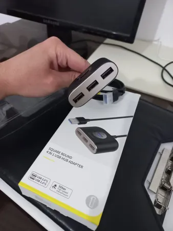 هاب 4 پورت USB 2.0 باسئوس مدل CAHUB-AY