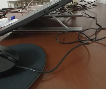 پایه نگهدارنده لپ تاپ مدل WLB001