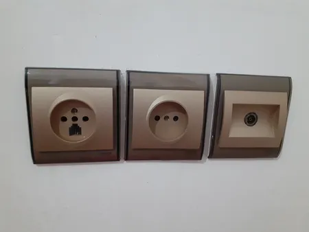 پریز برق کد ایران