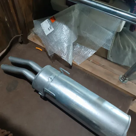 منبع اگزوز مدل بلوچی طرح دو لول مناسب برای پژو 405