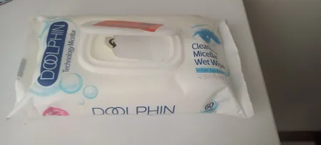دستمال مرطوب پاک کننده آرایش دلفین مدل 001 بسته 60 عددی