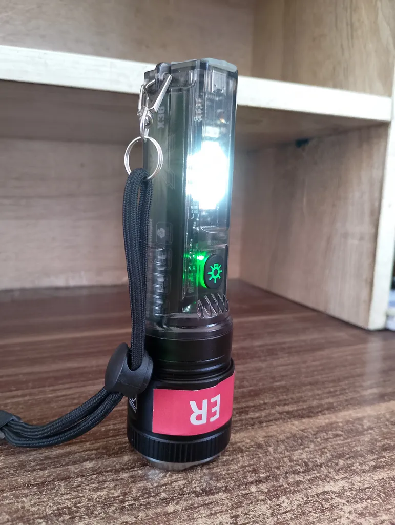 چراغ قوه دستی ای آر مولتی مدل X36ER-UV