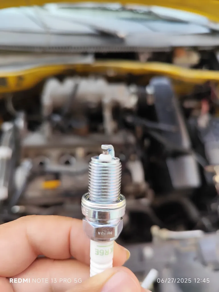 شمع خودرو ان جی کی مدل 6962 اورجینال مناسب برای سمند و سورن بسته 4 عددی