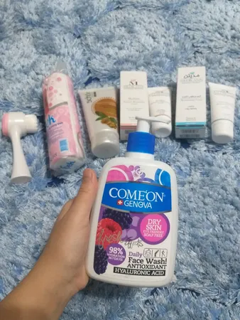 ژل شست‌وشوی صورت کامان مدل DRY حجم 500 میلی‌لیتر