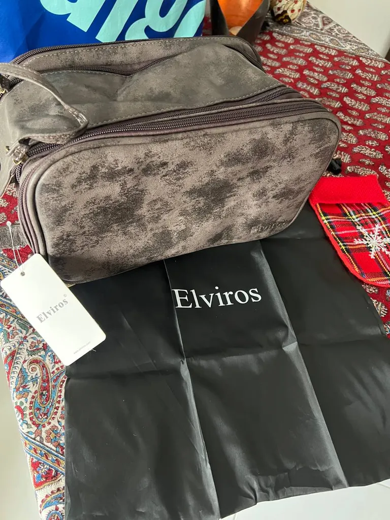 کیف لوازم بهداشتی مردانه الویروس مدل Toiletry