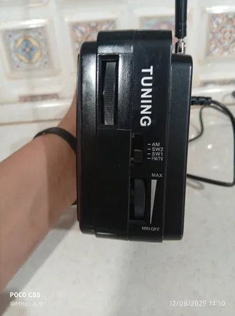 رادیو گولون مدل RX-608ACW