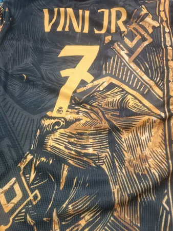 ست 5 تکه لباس ورزشی پسرانه مدل رئال مادرید طرح وینیسیوس کد 2025wt