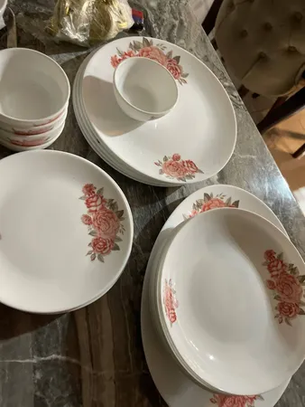 سرویس غذا خوری 25 پارچه مدل کاریزما