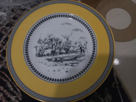 سرویس غذاخوری 28 پارچه 6 نفر چینی زرین ایران مدل ایتالیا اف Village 2 درجه یک