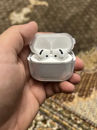 هدفون بلوتوثی اپل مدل AirPods 4 (نسخه دارای نویز کنسلینگ)