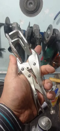 انبر قفلی فک جوشکاری دلی مدل DL20017 سایز 10 اینچ