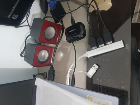 هاب 4 پورت USB/USB-C ماکار مدل Multi Connection Adapter