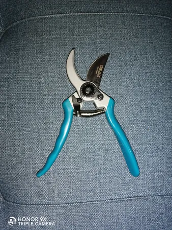 قیچی باغبانی نولان مدل 304100