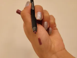 تجریه خرید مداد لب گلدن رز مدل DREAM شماره 530