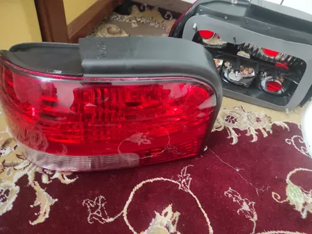 چراغ خطر عقب بهساز نور مدل km20 مناسب برای پراید 131 بسته 2 عددی