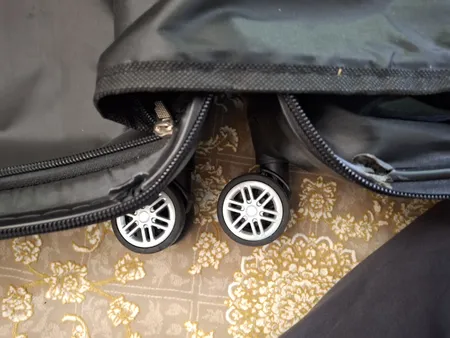 چمدان دیسکاوری مکس مدل 2025 سایز بزرگ ارتفاع 76 سانتی متر