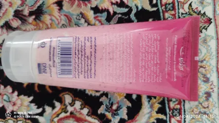 اسکراب لایه بردار صورت رینوزیت مدل blaser حجم 200 میلی لیتر