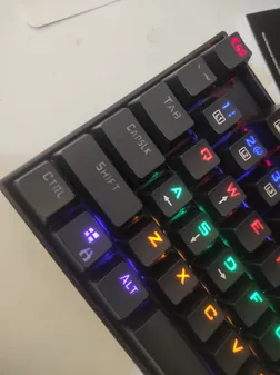 کیبورد مخصوص بازی ردراگون مدل Kumara K552 Rainbow