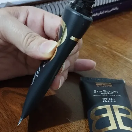 کرم پودر BB ساین اسکین مدل Beauty Balm وزن 40 گرم