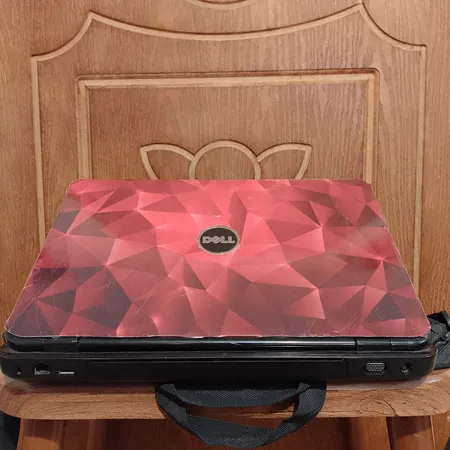 استیکر لپ تاپ کد fnt-stic 06 به همراه برچسب حروف فارسی کیبورد