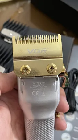 ماشین اصلاح موی سر و صورت وی جی ار مدل VGR V-140