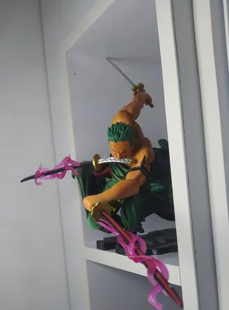 فیگور مدل زورو انیمه وان پیس zoro