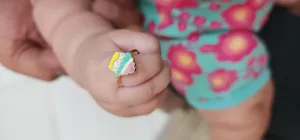 تجریه خرید انگشتر طلا 18 عیار دخترانه میو گلد مدل R1375-45