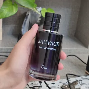 تجریه خرید ادوپرفیوم مردانه نیفتی مدل ساواج دیور با رایحه خنک حجم 100 میلی‌لیتر