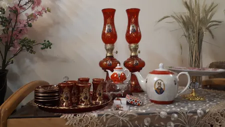 قوری زعفران طرح ناصرالدین شاه کد M123