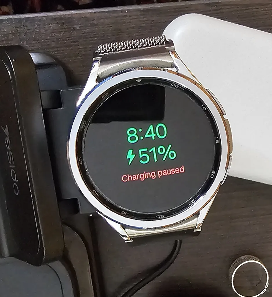 شارژر بی سیم یسیدو مدل DS23